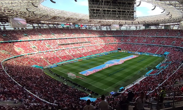 郵報透露：馬競建議曼城用菲利克斯換小蜘蛛，加碼租借球員和現金.